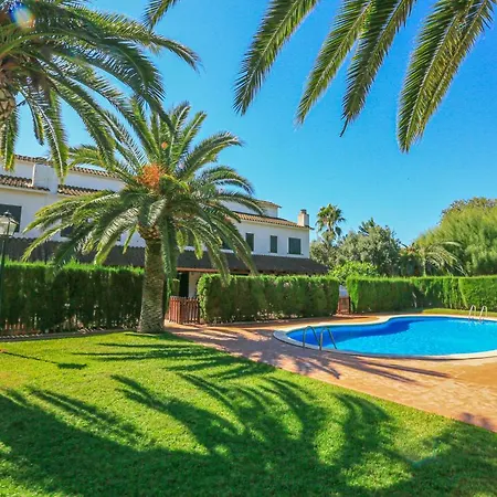 Calderon De La Barca Сasa de vacaciones *
